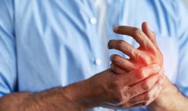 Sinir Sıkışması Belirtileri Nelerdir? Sinir Sıkışmasına Ne İyi Gelir?